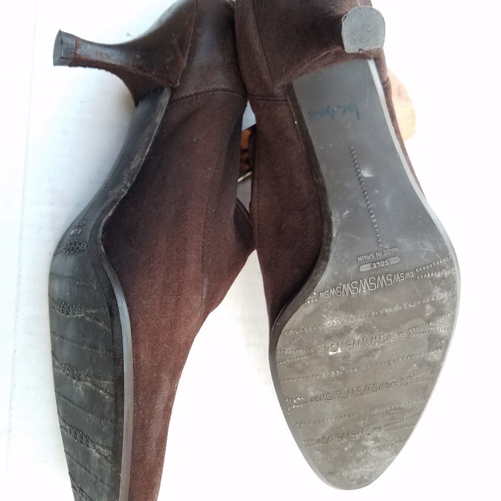 .Stuart Weitzman Brown Suede High-Cut Vamp, Kitte… - image 3